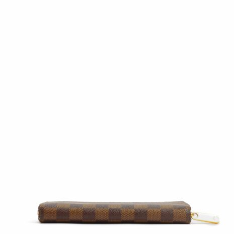 LV_4072-008_045ef469-cf6e-4e09-8c4a-9f45e29baabb