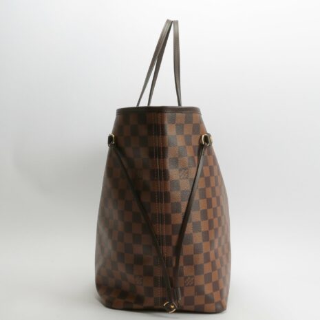 LV_4260-7_78e7b445-a3a0-48b8-b581-89bd01d8f0fd