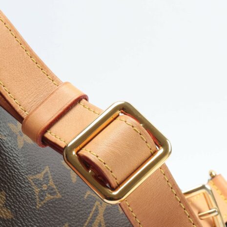 LV_4313-15_c4434c21-634e-4ddd-8f69-f04b6e72316d LV_4313-15_c4434c21-634e-4ddd-8f69-f04b6e72316d