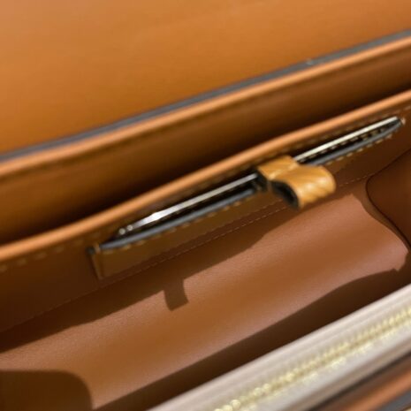 Photo11-1-24_113552AM-min