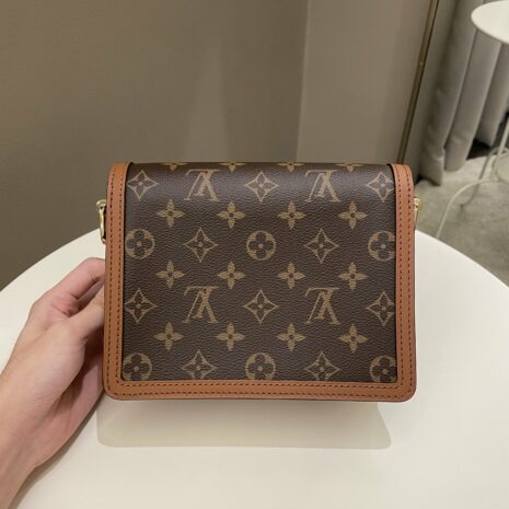 Photo14-11-23_55448PM-min