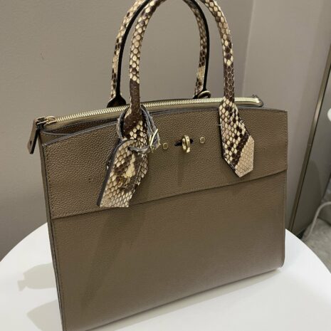 Photo16-1-24_33939PM-min Photo16-1-24_33939PM-min