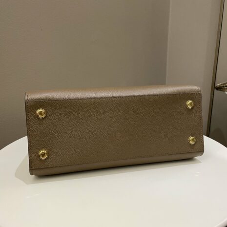 Photo16-1-24_34116PM-min Photo16-1-24_34116PM-min