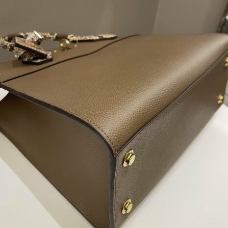 Photo16-1-24_34123PM-min Photo16-1-24_34123PM-min