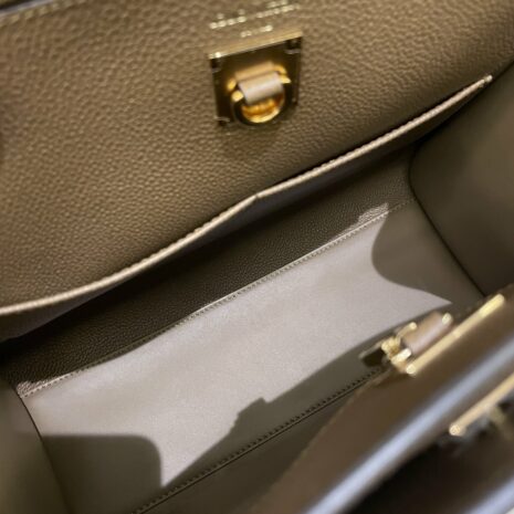 Photo16-1-24_34231PM-min Photo16-1-24_34231PM-min