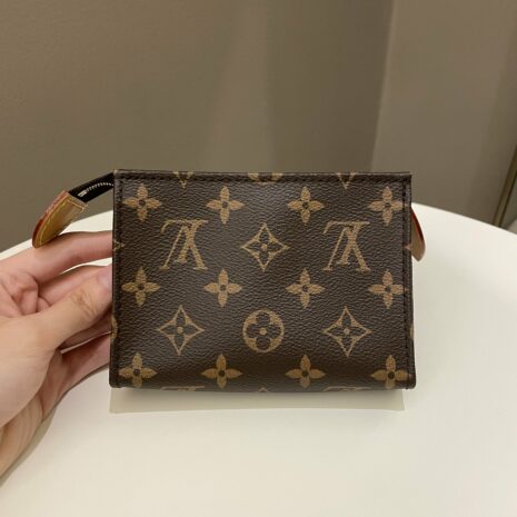 Photo16-8-23_112138AM