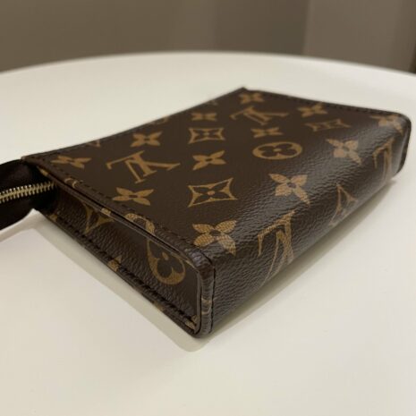 Photo16-8-23_112243AM