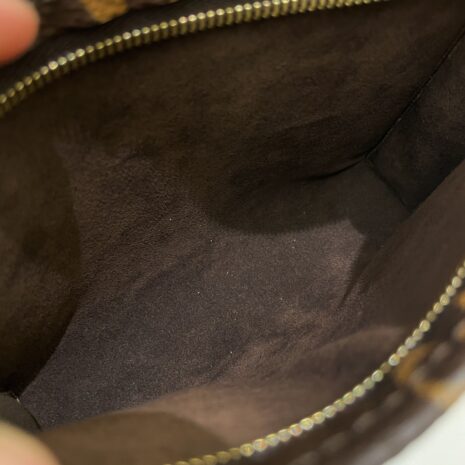 Photo16-8-23_112346AM