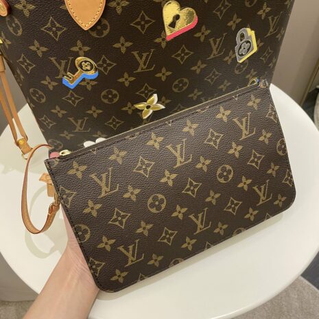 Photo17-11-23_34614PM-min