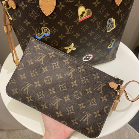 Photo17-11-23_34625PM-min