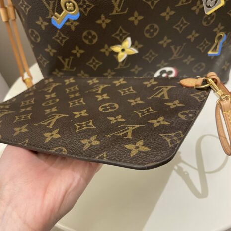 Photo17-11-23_34643PM-min