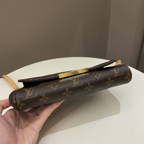 Photo19-10-23_104716AM