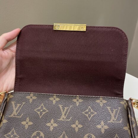 Photo19-10-23_104901AM