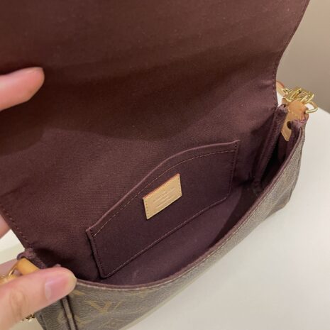 Photo19-10-23_104927AM