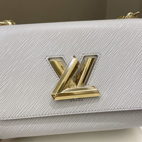 Photo19-7-23_15946PM