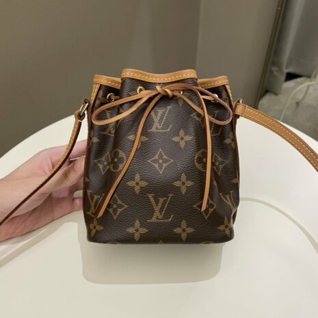 Photo24-11-23_40253PM-min