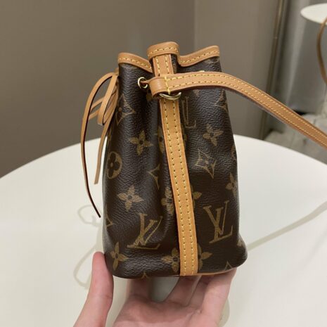 Photo24-11-23_40351PM-min