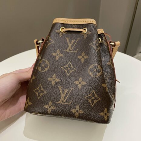 Photo24-11-23_55523PM-min