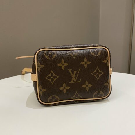 Photo24-11-23_55553PM-min