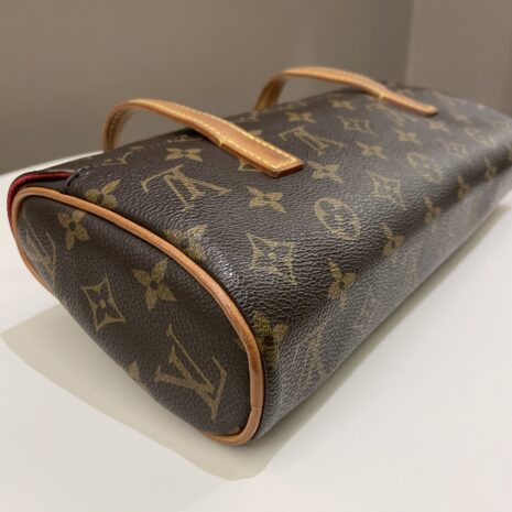 Photo25-10-23_53053PM