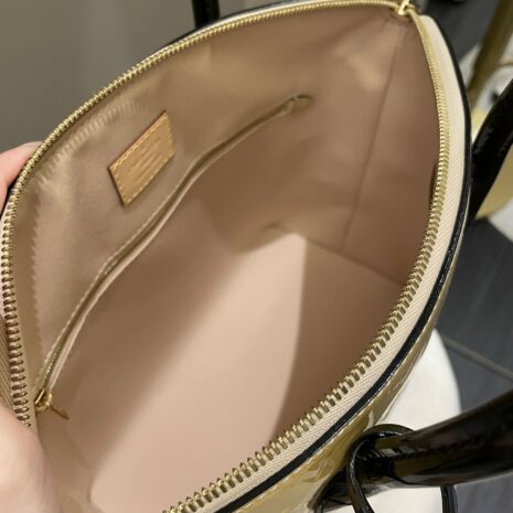 Photo8-12-22_113307AM Photo8-12-22_113307AM