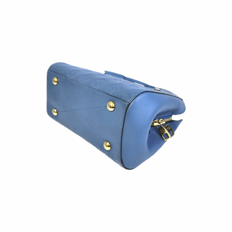 PhotoRoom-20230109_150033_6_78486505-a5b9-4947-9e7c-311b9c0417a9