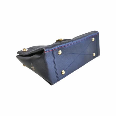 PhotoRoom-20230209_132500_10_66e2fd44-e6c5-4672-a7a6-bc7cd9c5d9fc