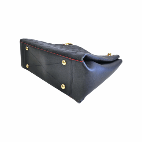 PhotoRoom-20230209_132500_9_de6a3000-8ccf-41d0-be88-8ea240284768