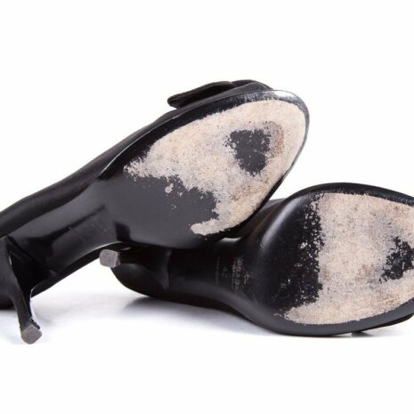 Prada-Black-Satin-Pumps-SZ-40_31540E