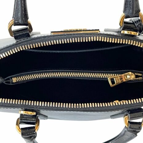 Prada_12