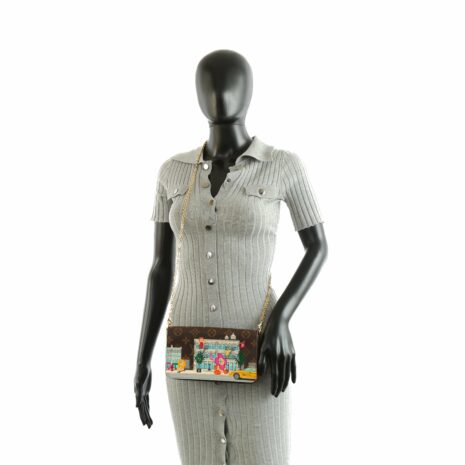 Prada_3989-5_e89204e4-763f-4f82-bacf-09273c3d055f