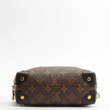 Prada_3989-6_be005a10-4337-4688-bf02-f1791be3eea4