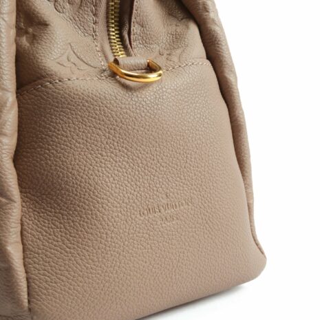 Visetos_4146-13_35caefe1-ce34-437d-8d29-4dd96b521191 Visetos_4146-13_35caefe1-ce34-437d-8d29-4dd96b521191