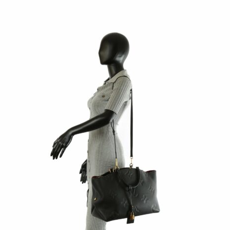 Visetos_4146-7_2a494d9c-2546-411d-970b-0b3c10cda4be