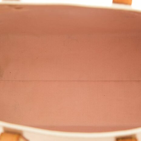 ae05a9d6d955fc511e0f84375a764505