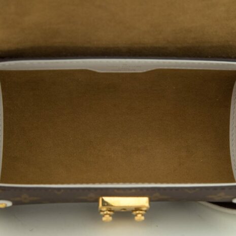 ea783065ea7b90d7d9121a8c12046a02