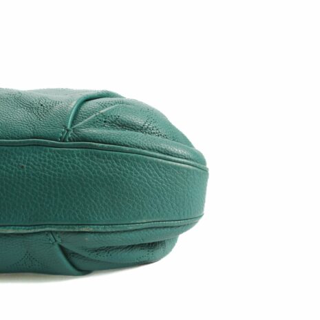 ib_earrings_9066-8_d3a32f61-7aa4-4d80-aba4-67604b02a2a2