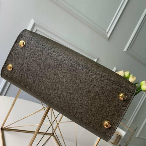 image_3cddc413-b805-4088-9498-e311e05505bb image_3cddc413-b805-4088-9498-e311e05505bb