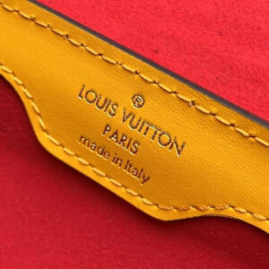 LV Papillon Truck