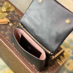 LV Pochette Coussin bag