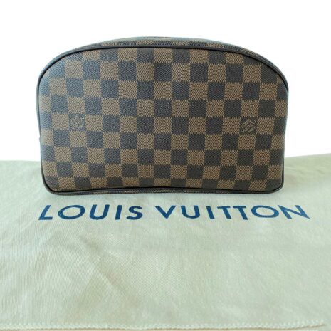 louisvuittondamierebenepouch_9