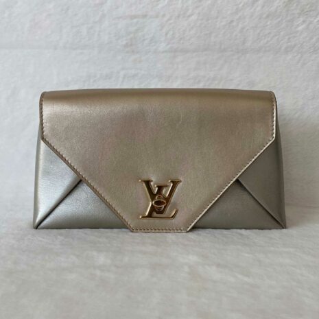 louisvuittonlovenotemetallic_1