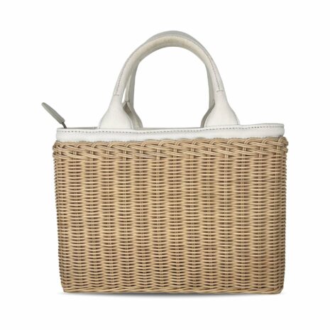 prada-picnic-4