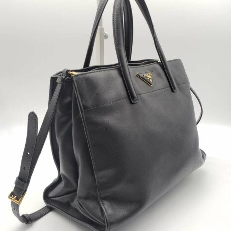 prada-saffiano-triple-pocket-nero-black-shoulder-bag-192485