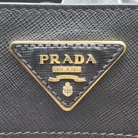 prada-saffiano-triple-pocket-nero-black-shoulder-bag-482201