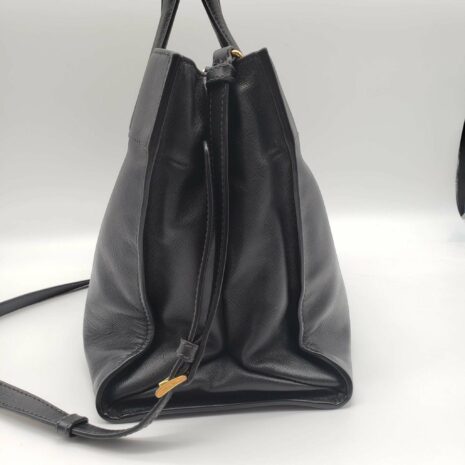 prada-saffiano-triple-pocket-nero-black-shoulder-bag-571130
