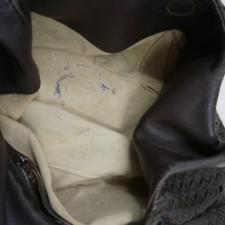 20286043-796F-4E49-9498-BE7E874967C2