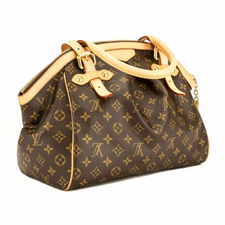 3889030-discount-louis-vuitton-handbag-02 3889030-discount-louis-vuitton-handbag-02