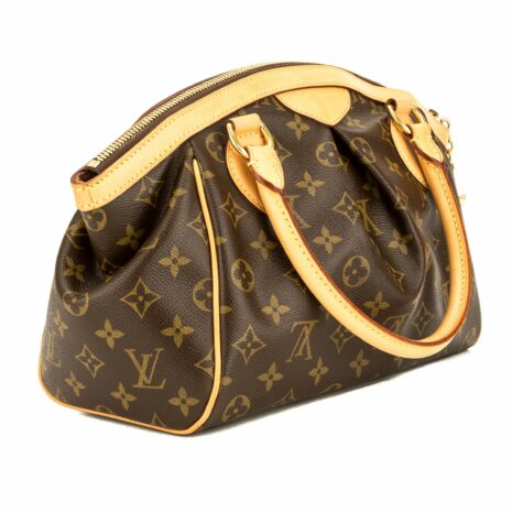 3893018-discount-louis-vuitton-handbag-02 3893018-discount-louis-vuitton-handbag-02