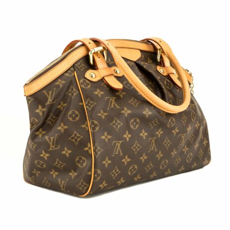 3949022-discount-louis-vuitton-handbag-02 3949022-discount-louis-vuitton-handbag-02